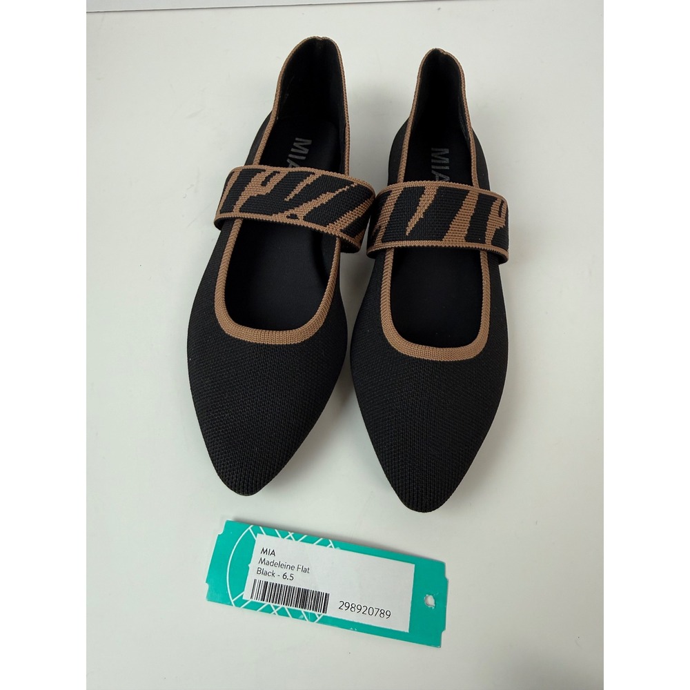 Mia Madeleine Black Beige Flats New Size 6.5‎